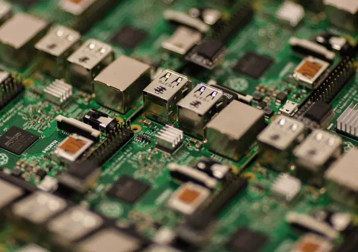/images/posts/microservices-architectuur-header.jpg